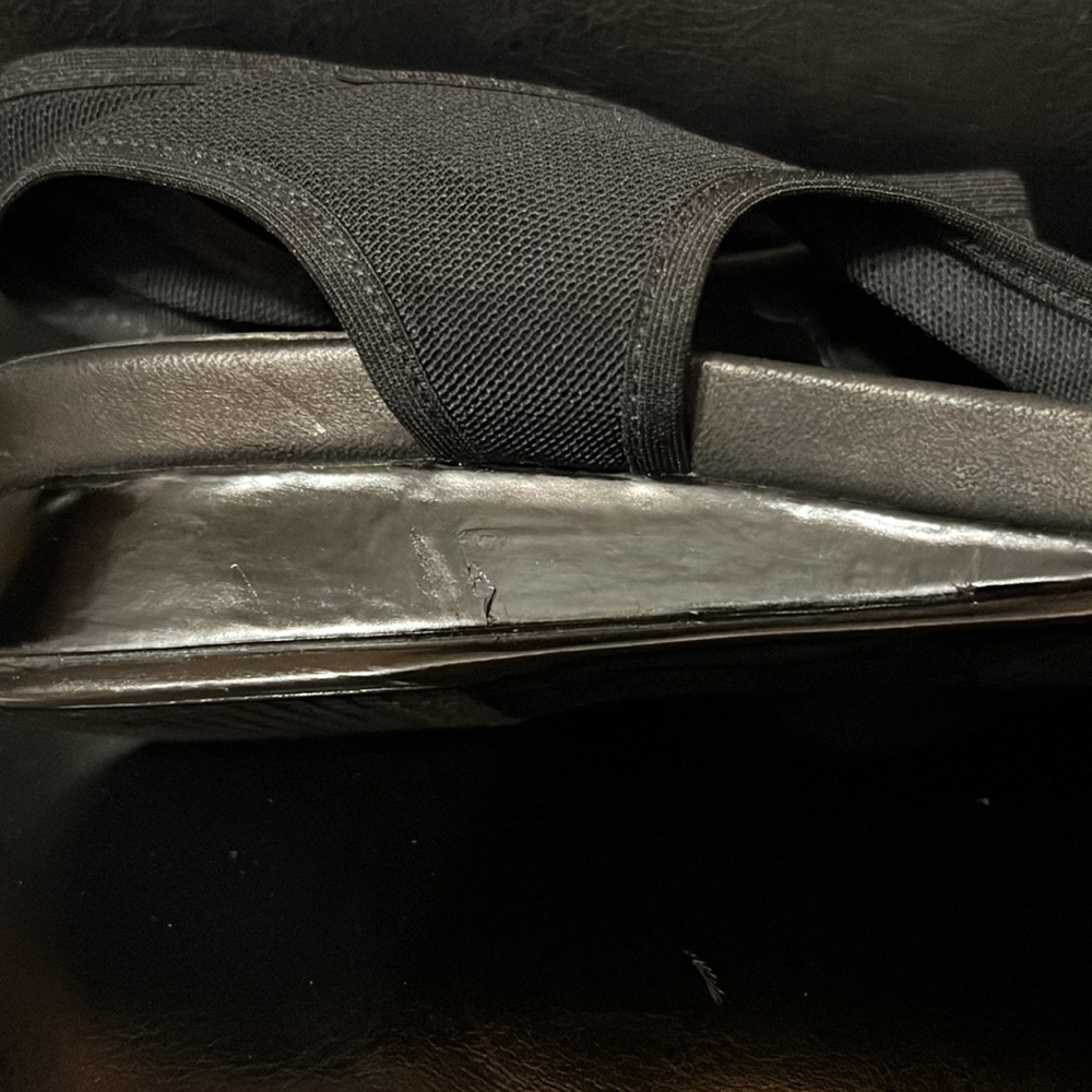 Stuart Weitzman sandal low skip on wedge Black Womans Sz 7 - Picture 7 of 7